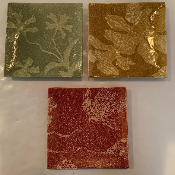 VTG Set Of 3 Custom Clay Canapé Plates 8.5” x 9” Mustard Sage Red Sample